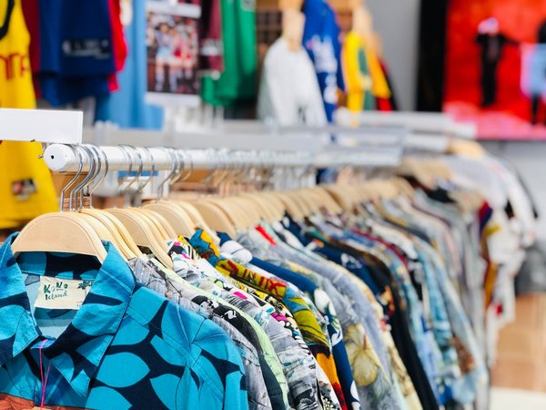 De la fast fashion à la mode holistique : un réajustement nécessaire