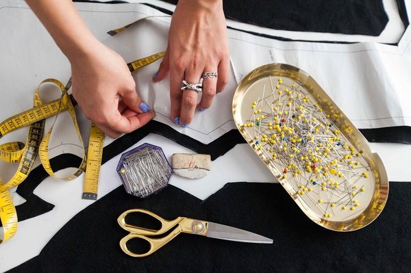 Du prêt-à-porter aux défilés de haute couture : la mode des années 70